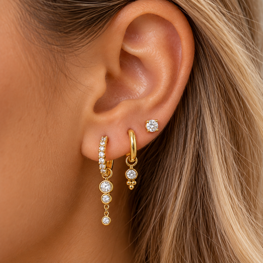 THE GOLDEN AURA EARRING STACK SET
