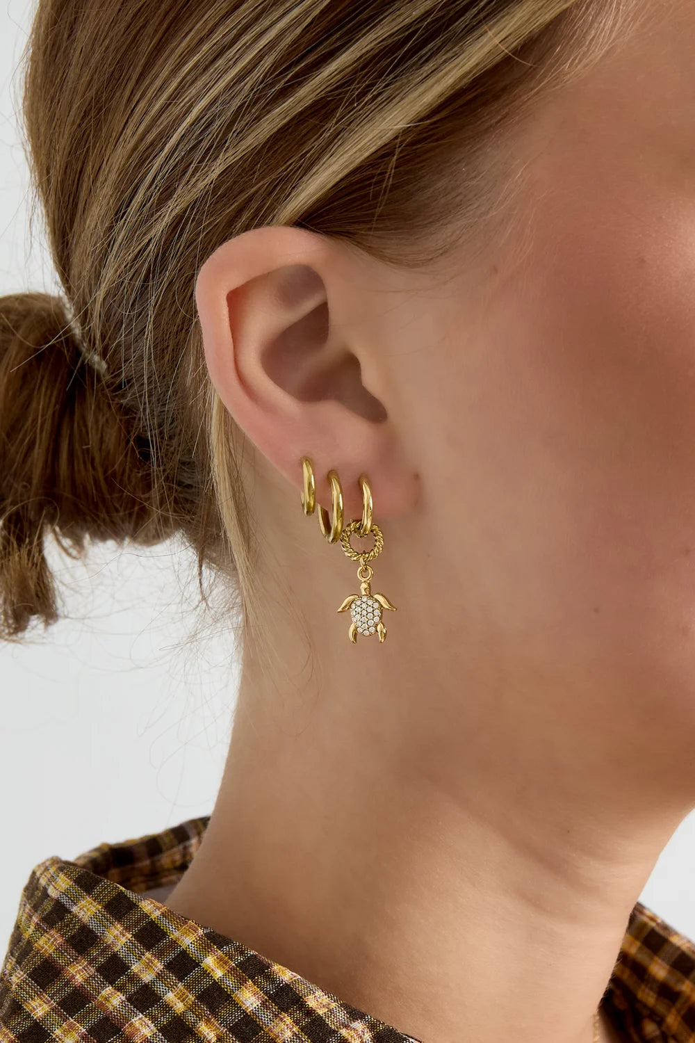 GOLD CRYSTAL CHARM TURTLE HUGGIE HOOPS - 8MM