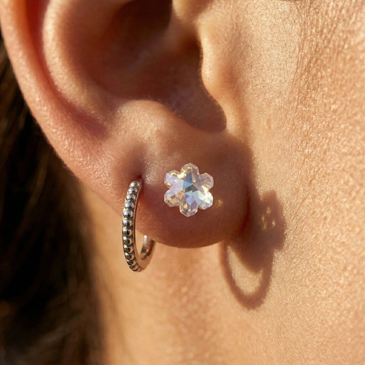 AURORA CRYTAL FLOWER FLAT BACK EARRING STUDS - 20 GAUGE - 8MM