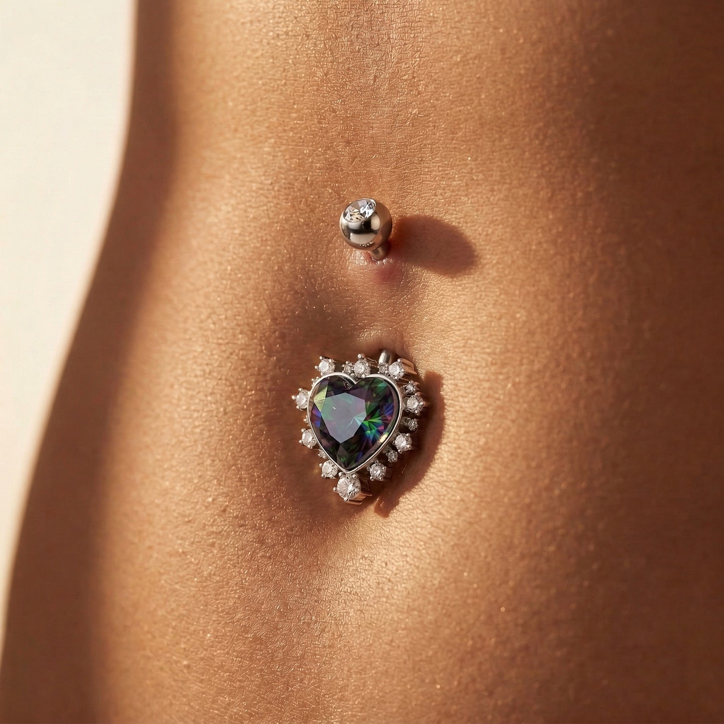RAINBOW VITRAIL CRYSTAL LOVE HEART BELLY BAR - 10MM - 14 GAUGE